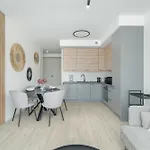 Family In With 2 Parking Spaces, 3 Bedrooms And Balcony By Renters Apartmán *